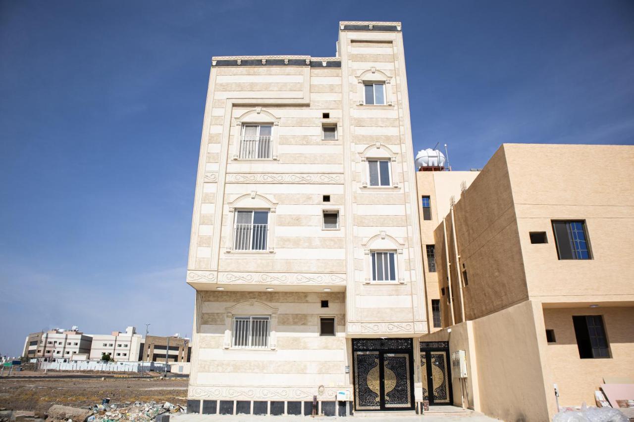 אל-מדינה Luxurious Family Apartments 15Mins Drive To Al-Masjid Nabawi - Nozol Noor 4 מראה חיצוני תמונה
