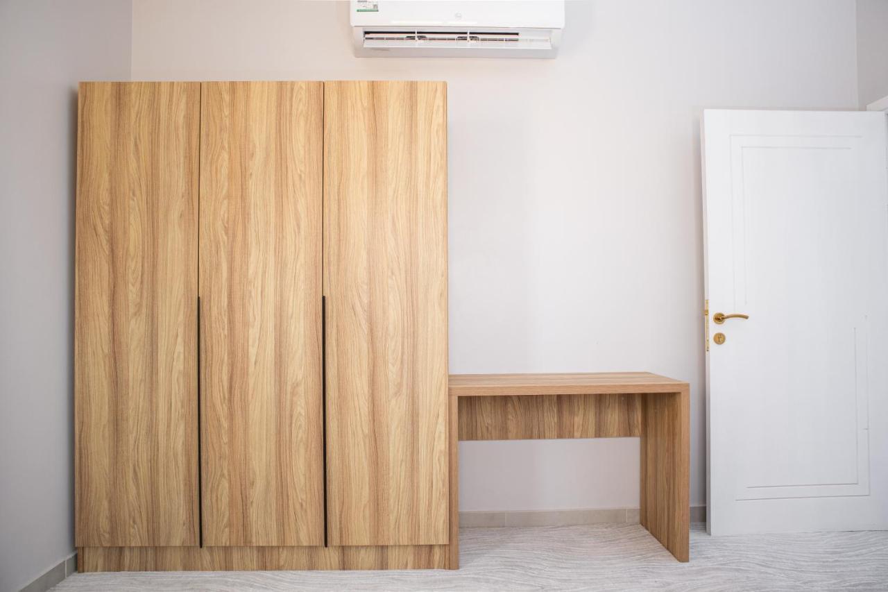 אל-מדינה Luxurious Family Apartments 15Mins Drive To Al-Masjid Nabawi - Nozol Noor 4 מראה חיצוני תמונה